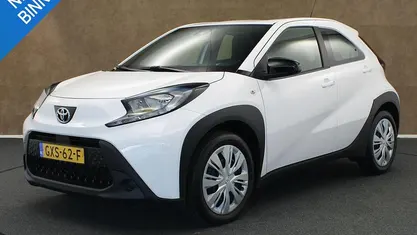 Occasion 2024 Toyota Aygo X Play SUV | € 17.145 (Goede deal)