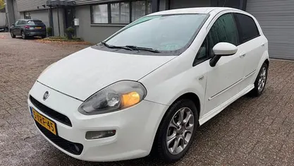 Wit Gebruikt 2014 Fiat Punto Evo Lounge Hatchback | € 3.250 (Goede deal)