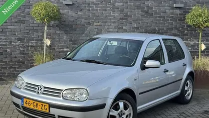 Occasion VW Golf IV 75 PK (55 kW) 2001 Grijs Hatchback