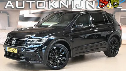 Zwart Occasion 2026 VW Tiguan R-line SUV | € 39.495 (Eerlijke prijs)