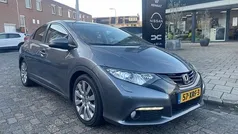 Grijs (metallic) Gebruikt 2012 Honda Civic Executive Hatchback | € 10.995 (Eerlijke prijs)