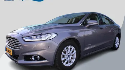 Bruin Occasion 2016 Ford Mondeo Titanium Sedan | € 13.450 (Eerlijke prijs)