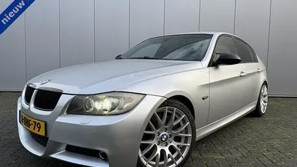 Grijs (metallic) Gebruikt 2008 BMW 335 Executive Sedan | € 14.450 (Eerlijke prijs)