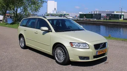 Groen Occasion 2007 Volvo V50 Stationwagen | € 3.450 (Goede deal)