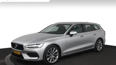 Grijs Gebruikt 2019 Volvo V60 Momentum Stationwagen | € 25.950 (Goede deal)