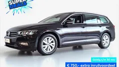 Zwart Gebruikt 2020 VW Passat Comfortline Stationwagen | € 22.940 (Eerlijke prijs)