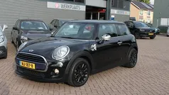 Gebruikt 2017 Mini Cooper Business Hatchback | € 12.950 (Goede deal)