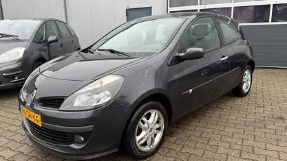 Occasion Renault Clio II 98 PK (72 kW) 2006 Hatchback