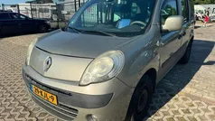 Grijs Gebruikt 2009 Renault Kangoo Expression MPV | € 1.850 (Eerlijke prijs)