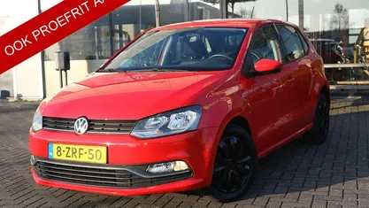 Rood Occasion 2015 VW Polo Comfortline Hatchback | € 7.950 (Eerlijke prijs)