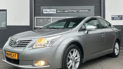 Grijs Gebruikt 2011 Toyota Avensis Business Edition Sedan | € 8.995 (Eerlijke prijs)