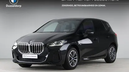 Zwart Gebruikt 2025 BMW 230 Performance Stationwagen | € 43.950 (Eerlijke prijs)
