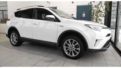 Gebruikt 2016 Toyota RAV4 Hybrid SUV | € 19.500 (Goede deal)
