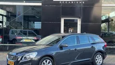 Grijs (metallic) Gebruikt 2013 Volvo V60 Summum Stationwagen | € 12.995