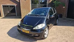 Zwart Gebruikt 2005 Mercedes A170 Avantgarde MPV | € 2.750 (Eerlijke prijs)