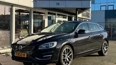 Zwart Gebruikt 2013 Volvo V60 Summum Stationwagen | € 8.450 (Eerlijke prijs)