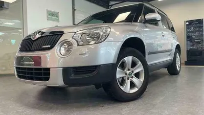 Grijs Gebruikt 2011 Skoda Yeti GreenLine SUV | € 9.990 (Eerlijke prijs)