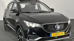 Gebruikt 2020 MG ZS Luxury Sedan | € 14.990 (Eerlijke prijs)