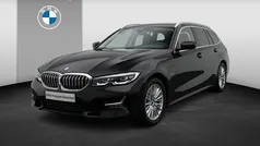 Gebruikt 2022 BMW 320 Executive Stationwagen | € 33.900 (Eerlijke prijs)