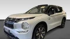Gebruikt 2025 Mitsubishi Outlander Instyle SUV | € 58.930 (Eerlijke prijs)