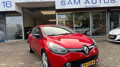 Occasion Renault Clio IV Dynamique 90 PK (66 kW) 2012 Rood Hatchback