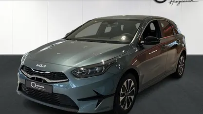 Gebruikt 2025 Kia Ceed Hatchback | € 28.450 (Eerlijke prijs)