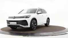 Wit, metallic lak Gebruikt 2024 VW Tiguan Business SUV | € 48.440 (Eerlijke prijs)