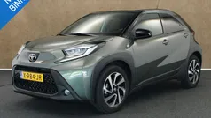 Groen Gebruikt 2023 Toyota Aygo Pulse Hatchback | € 18.945 (Eerlijke prijs)