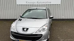 Grijs Gebruikt 2011 Peugeot 206+ Hatchback | € 2.745 (Eerlijke prijs)