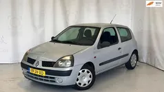 Gebruikt 2002 Renault Clio II Hatchback | € 499 (Eerlijke prijs)