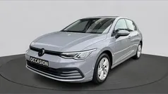 Grijs Gebruikt 2023 VW Golf VIII Pro Hatchback | € 23.750 (Eerlijke prijs)