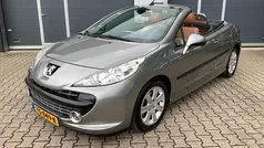 Grijs Gebruikt 2007 Peugeot 207 CC Cabriolet | € 3.950 (Eerlijke prijs)