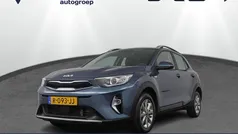 Blauw Gebruikt 2022 Kia Stonic SUV | € 21.950 (Eerlijke prijs)