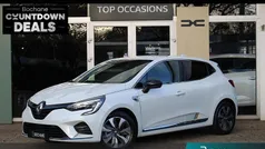 Gebruikt 2021 Renault Clio V Hatchback | € 18.395 (Eerlijke prijs)