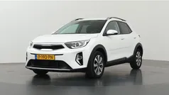 Wit Gebruikt 2022 Kia Stonic SUV | € 19.435 (Eerlijke prijs)