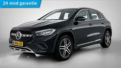 Nachtzwart Gebruikt 2020 Mercedes GLA200 Luxury SUV | € 32.945 (Goede deal)