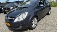 Gebruikt 2009 Opel Corsa Cosmo Hatchback | € 3.825 (Eerlijke prijs)