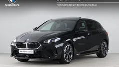 Zwart, metallic lak Gebruikt 2025 BMW 120 Comfort Edition Hatchback | € 43.900 (Goede deal)