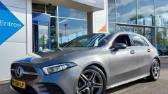 Grijs Gebruikt 2020 Mercedes A180 Business Hatchback | € 26.450 (Eerlijke prijs)