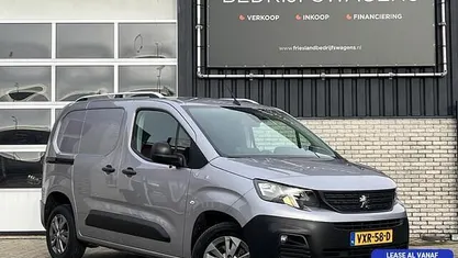 Grijs Gebruikt 2023 Peugeot Partner MPV | € 15.950 (Eerlijke prijs)