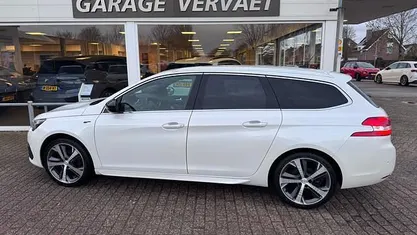Occasion 2020 Peugeot 308 SW GT Stationwagen | € 14.950 (Eerlijke prijs)