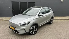 Grijs Gebruikt 2021 MG ZS Luxury Sedan | € 19.850 (Goede deal)