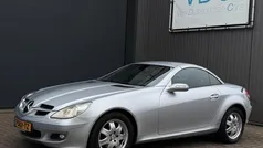 Grijs Gebruikt 2004 Mercedes SLK200 Cabriolet | € 6.945 (Eerlijke prijs)