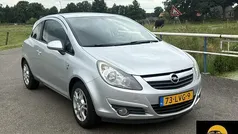 Gebruikt 2010 Opel Corsa Edition Hatchback | € 2.299 (Goede deal)