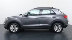 Gebruikt 2021 VW T-Roc Style SUV | € 22.440 (Eerlijke prijs)