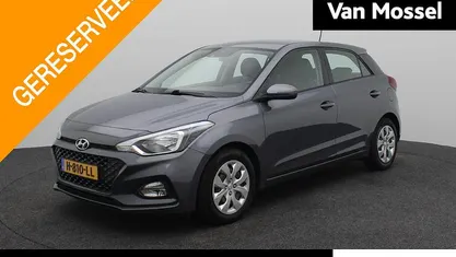 Grijs Occasion 2020 Hyundai i20 Comfort Hatchback | € 15.940 (Eerlijke prijs)