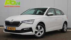 Candy white Gebruikt 2019 Skoda Scala Ambition Hatchback | € 10.999 (Eerlijke prijs)