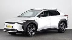 Grijs Gebruikt 2025 Toyota bZ4X Premium SUV | € 41.400 (Goede deal)