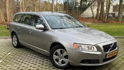 Grijs Gebruikt 2008 Volvo V70 Stationwagen | € 6.950 (Eerlijke prijs)