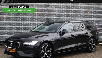 Gebruikt 2025 Volvo V60 Stationwagen | € 44.894 (Eerlijke prijs)